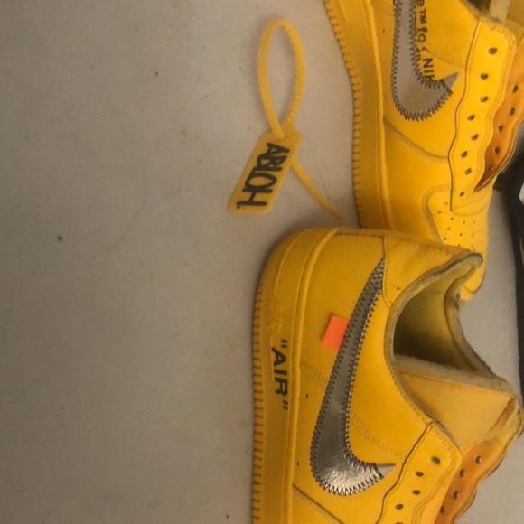 Yellow Air Force 1 Offwhites